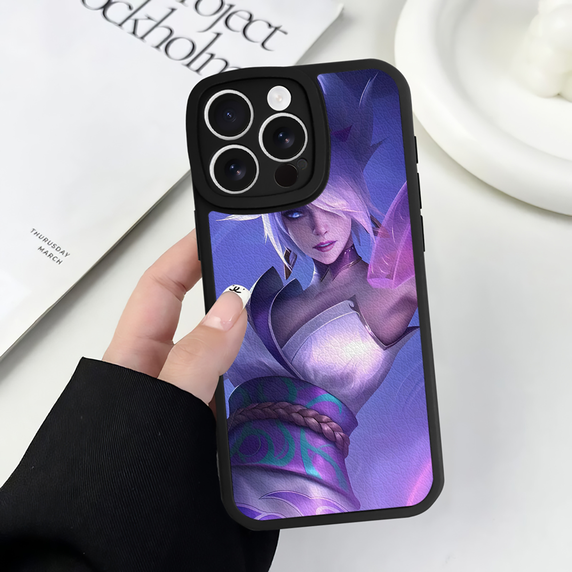 リーグ・オブ・レジェンド League of Legends LOL 【iPhone 16シリーズ対応】シリコンスマホケース（レザー調） 材質：シリコン
